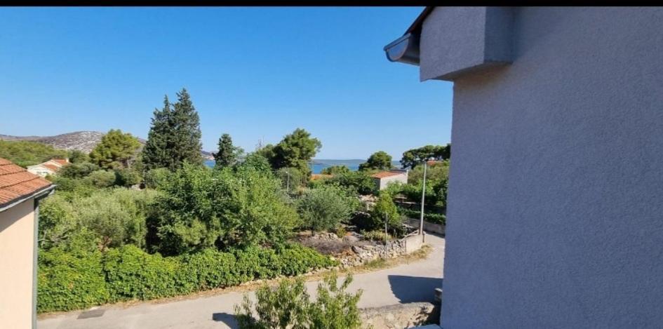 Nika Villa Bilice Exteriör bild