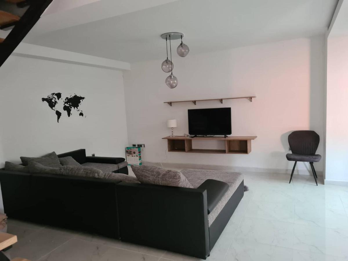 Nika Villa Bilice Exteriör bild